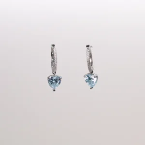 Srebrne minđuše s plavim srcem