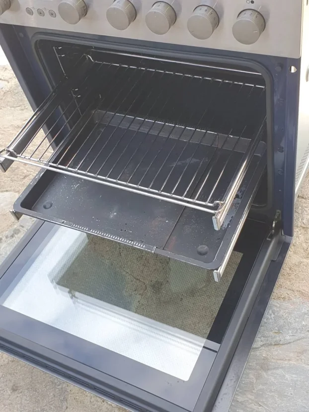 Ugradni sporet samsung sa plocom