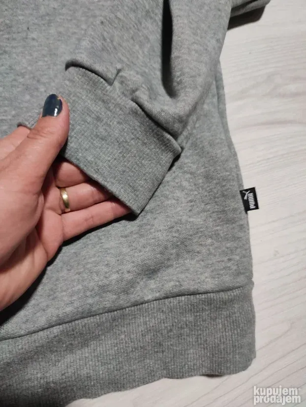PUMA sivi duks vel. L - kao nov f