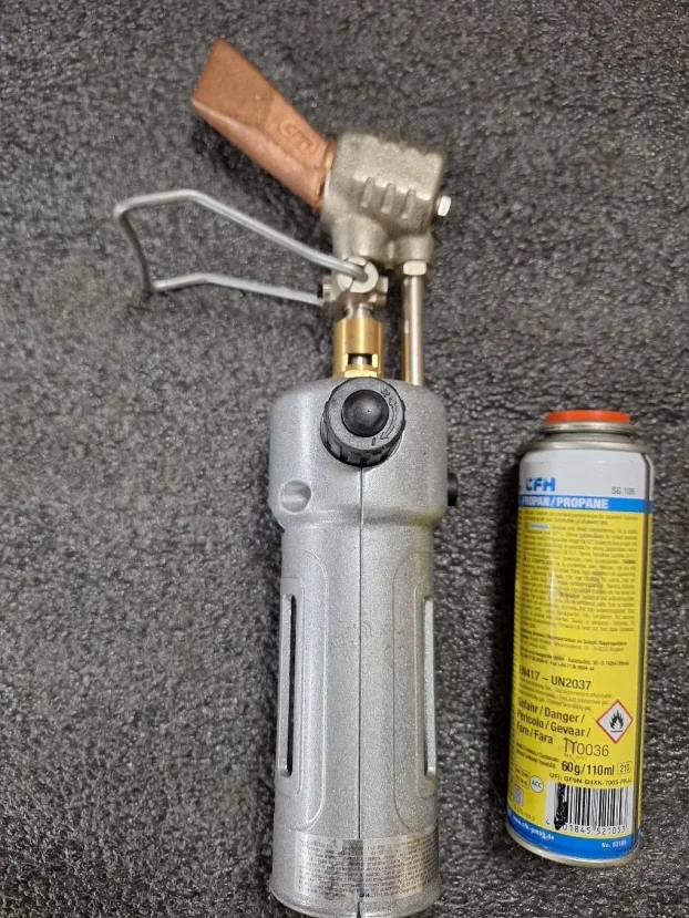 Plinska lemilica sa patronom Germany