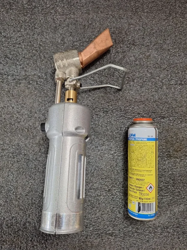 Plinska lemilica sa patronom Germany