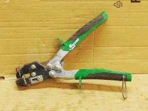 Klešta limarska Freund za rupe