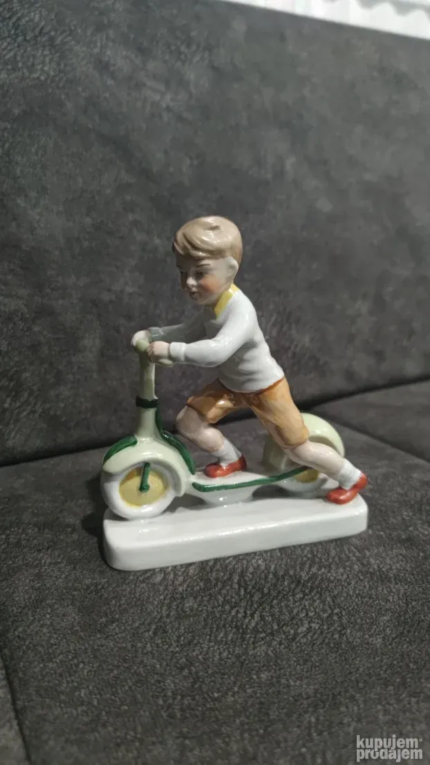 Veca stara nemacka figura