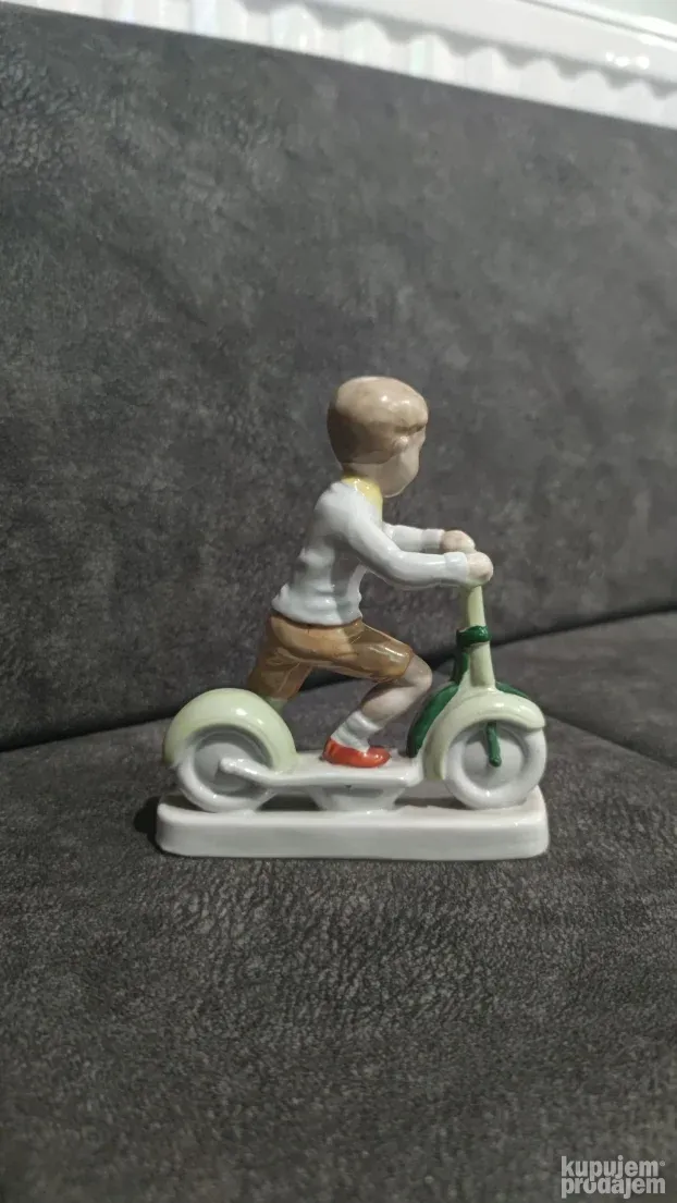 Veca stara nemacka figura