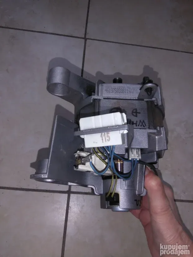 Motor za ves masinu Wirpol