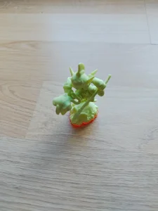 Glow in the Dark Fright Rider SKYLANDERS Giants