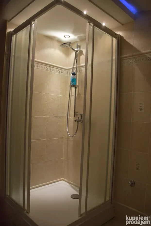 Budisava, 5+ petosobna, 300 m²