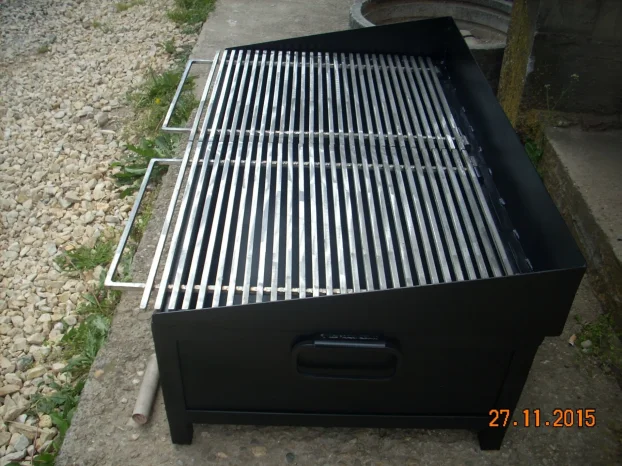 Polu - Profi Rostilj 90 x 50! (Prohrom resetka, Dublja kutij