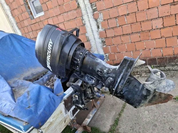 Gliser elan 402 merkuri 75