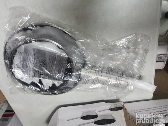 Tiganj 2 komada Rosle precnika 20 i 28cm.