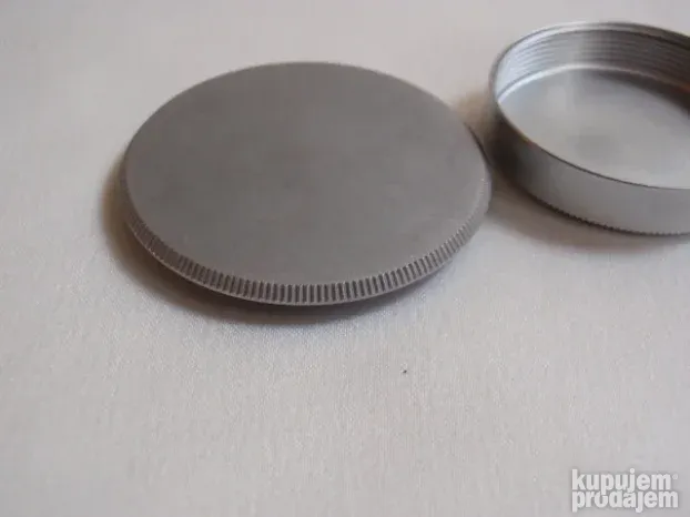 POKLOPCI 42mm niklovani