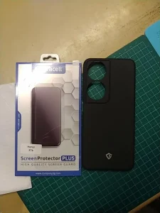 Honor X7b Silikonska Futrola i Staklo