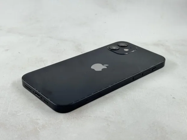 iPhone 12 64GB-12 Meseci Gar /Joker Mobil-56621 A