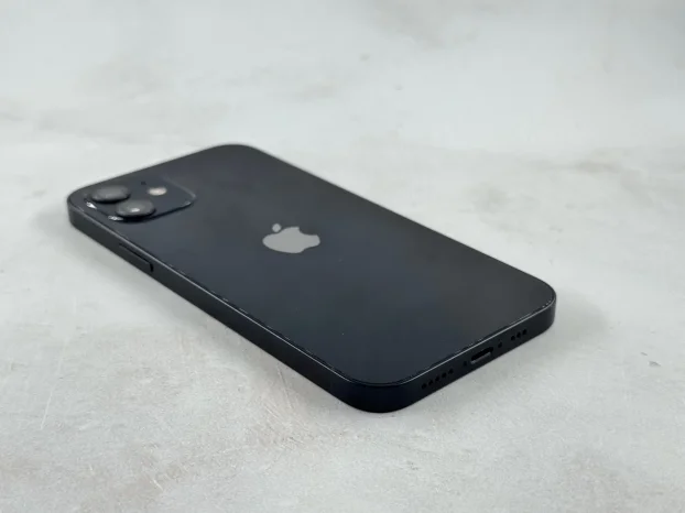 iPhone 12 64GB-12 Meseci Gar /Joker Mobil-56621 A