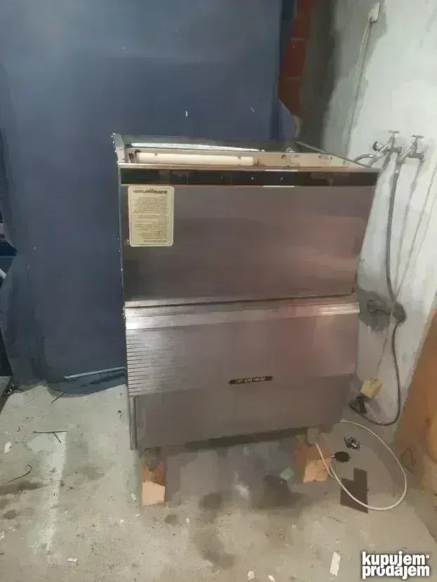 ledomat 70 kg na 24 sata vazdusno hladjenje