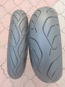 Moto gume dunlop 180/55/17 i 120/70/17 god 2016