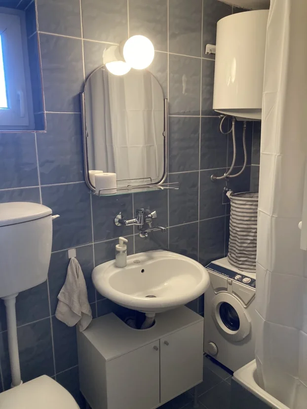 Sterijina, Podbara, 0.5 garsonjera, 28 m²