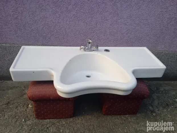stari lavabo za retro frizerske salone