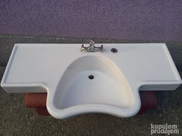 stari lavabo za retro frizerske salone