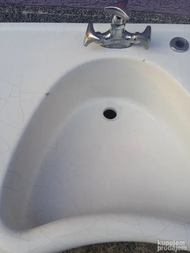 stari lavabo za retro frizerske salone