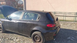 Alfa 147 1.6 twinspark delovi