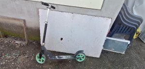 trotinet ujwmi za decu i odrasle do 100kg.tocak 205mm.