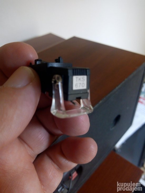 DUAL TKS-670 Odlična Kao NOVA Zamena