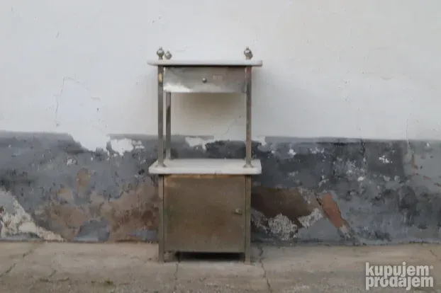 Antikvarni bolnički ormarić hromirani mesing IŽNM Subotica
