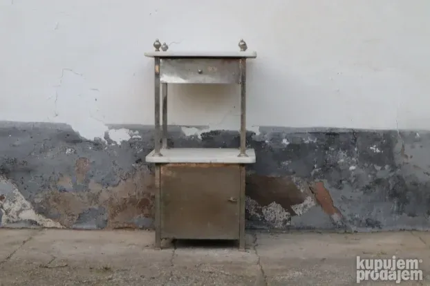 Antikvarni bolnički ormarić hromirani mesing IŽNM Subotica