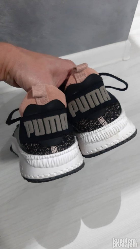 PUMA patike br. 41 / ORIGINAL - kao nove