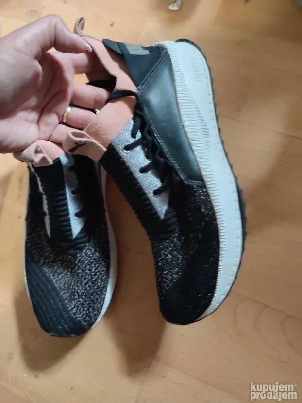 PUMA patike br. 41 / ORIGINAL - kao nove