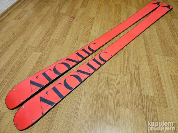 Freestyle Park Pipe skije Atomic Infamous 181 181cm Twin-Tip