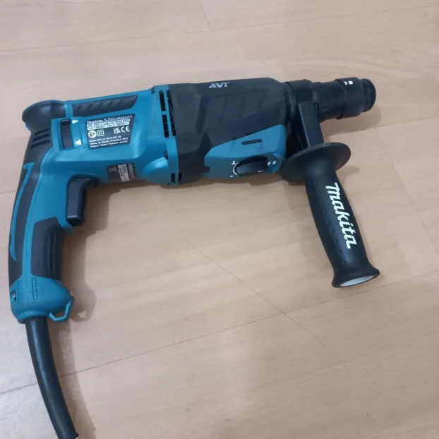 Makita udarna bušilica HR2631FT