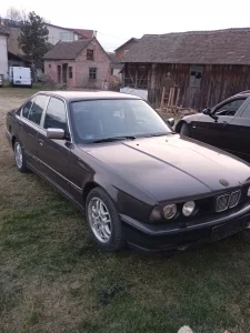 BMW 525