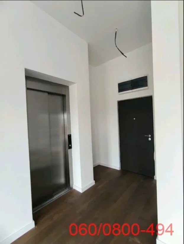 Luke Vukalovića, Vukov Spomenik, troiposoban, 92 m²