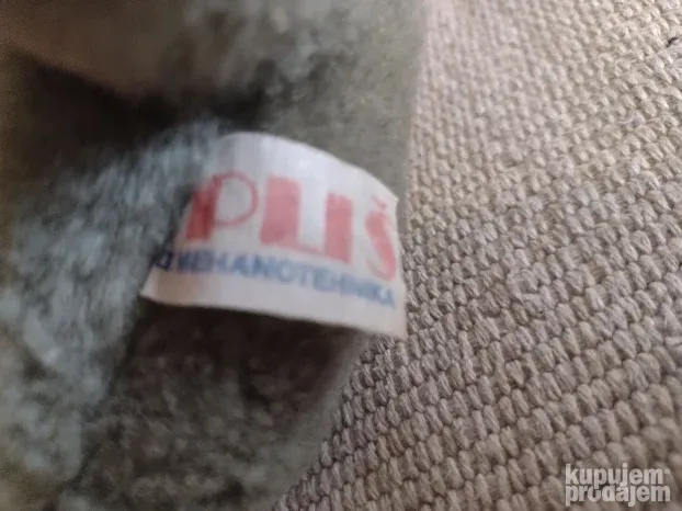 Stari plisani meda plis mehanotehnika izola