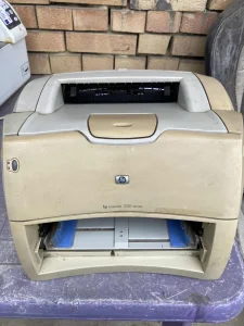 hp 1200 laserski stampac
