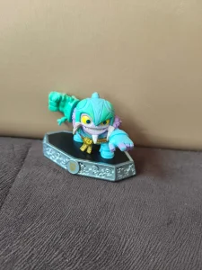 Egg Bomber Air Strike SKYLANDERS Imaginators