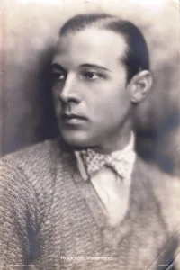 Rudolph VALENTINO