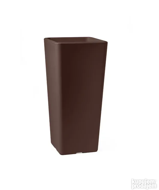 Plasticna saksija