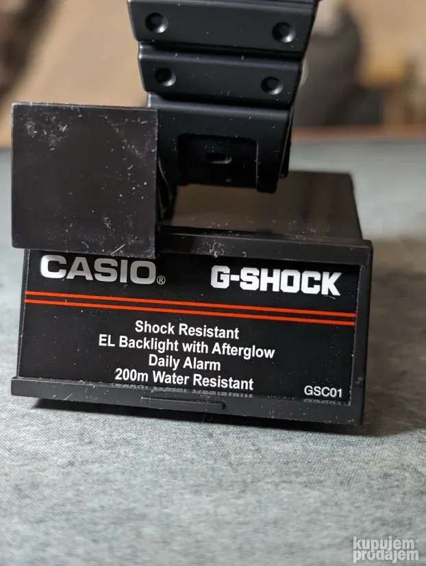 Casio DW-5600E-1V G Shock 200m NOVO Original KupujemProdajem