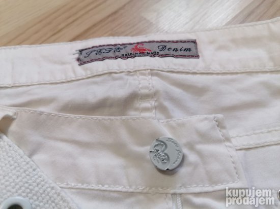 812-STJ SKORPION farmerice 40 Odlicne