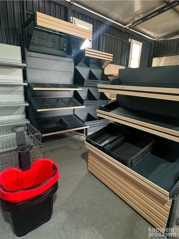 Police, gondole(ostrva) za voće i povrće, hleb i peciva