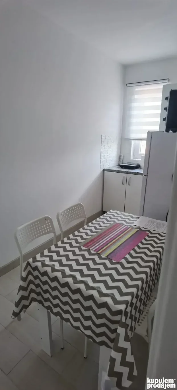 3 Apartmana na Srebrnom jezeru, zamena za stan u Ni, Bg, Ns