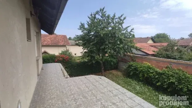 Odlična kuća na Klisi, 250m2