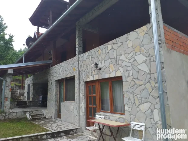 Apartmani Vlasinsko jezero