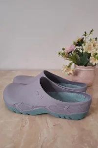 Lila gumene papuče