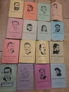 knjige skolska biblioteka 16 komada