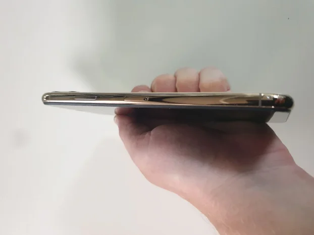 Apple iPhone 11 Pro Max 64GB GOLD