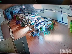 Prodaja poslovnog prostora i mašina